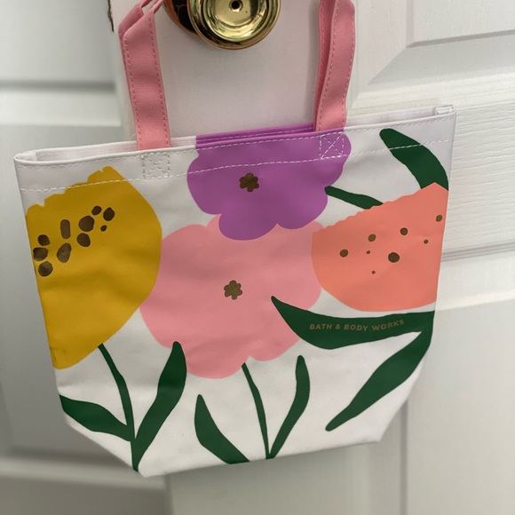 Bath and Body Works bags - Picture 8 of 8